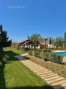 Satılır 5 otaqlı həyət evi 350 m²