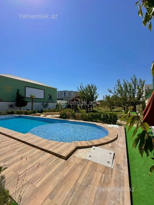 Satılır 5 otaqlı həyət evi 350 m²