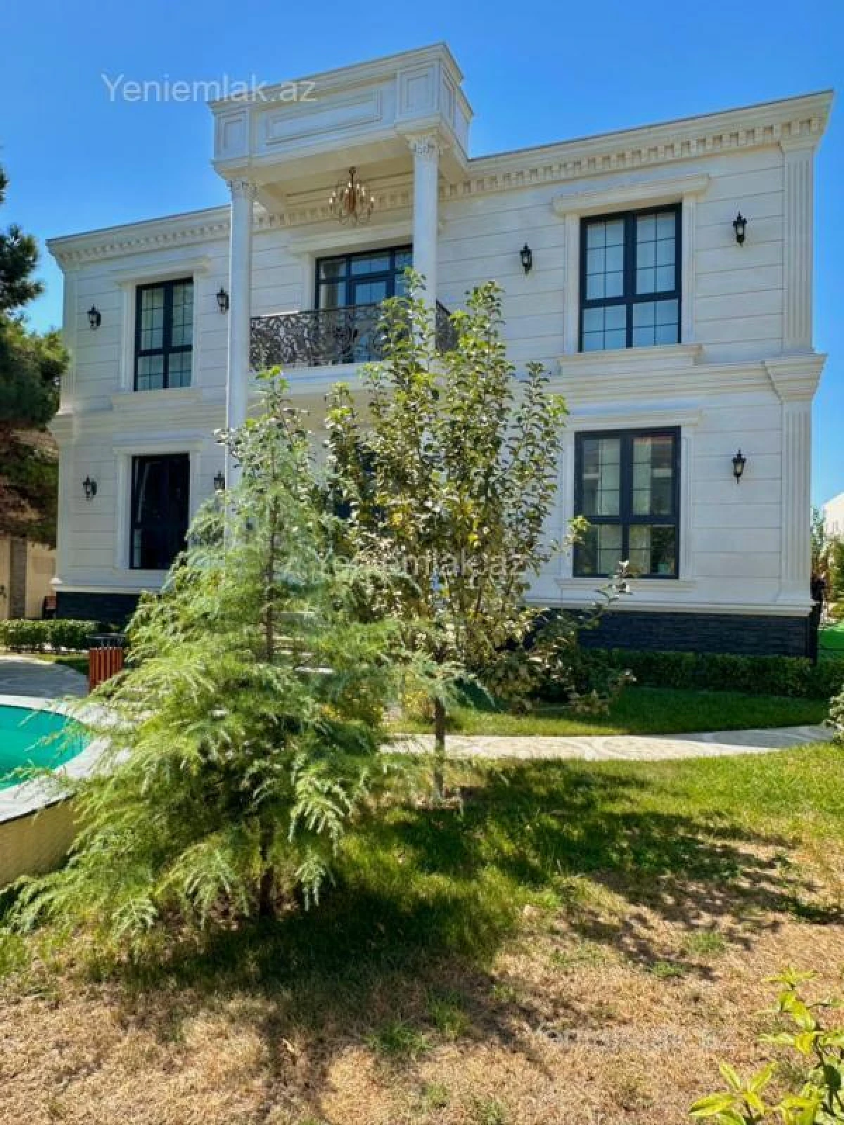 Satılır 5 otaqlı həyət evi 350 m²