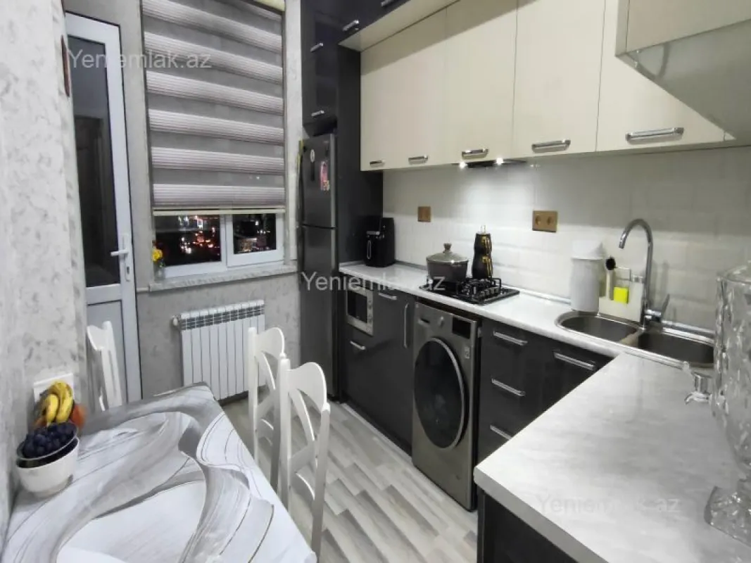 Satılır 2 otaqlı yeni tikili 76 m²