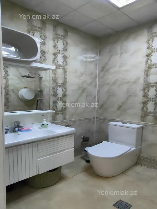 Satılır 2 otaqlı yeni tikili 76 m²