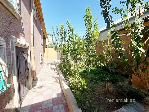 Satılır 8 otaqlı həyət evi 123 m²