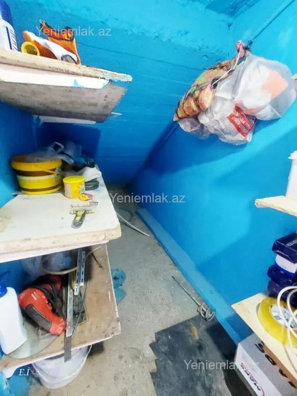 Satılır 8 otaqlı həyət evi 123 m²