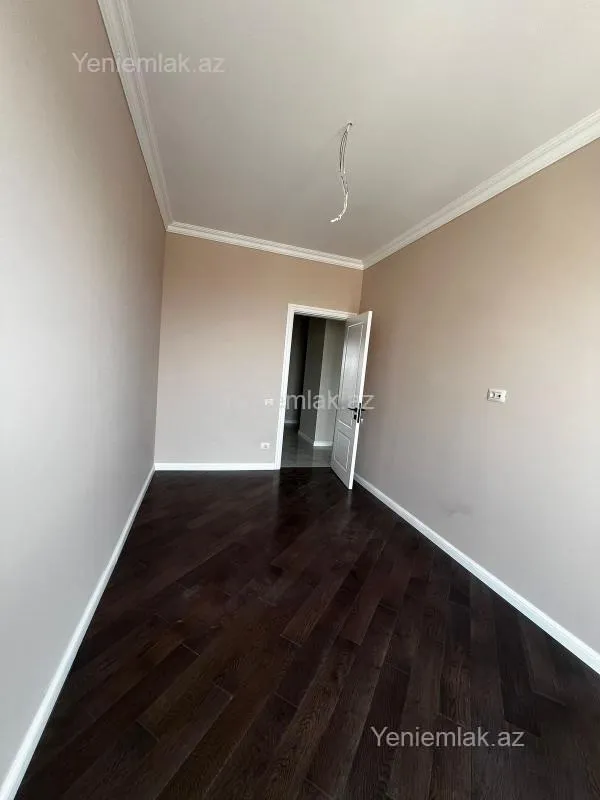 Satılır 4 otaqlı yeni tikili 120 m²