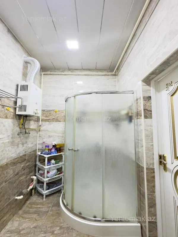 Satılır 2 otaqlı köhnə tikili 50 m²