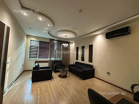 Satılır 8 otaqlı obyekt 500 m²