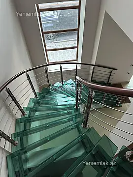 Satılır 8 otaqlı obyekt 500 m²