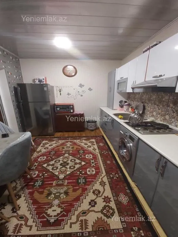 Satılır 4 otaqlı həyət evi 220 m²