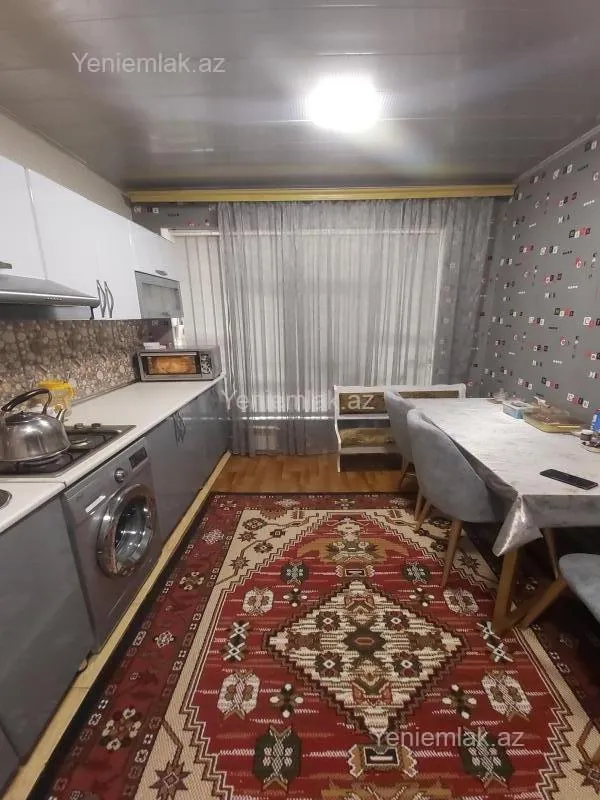 Satılır 4 otaqlı həyət evi 220 m²