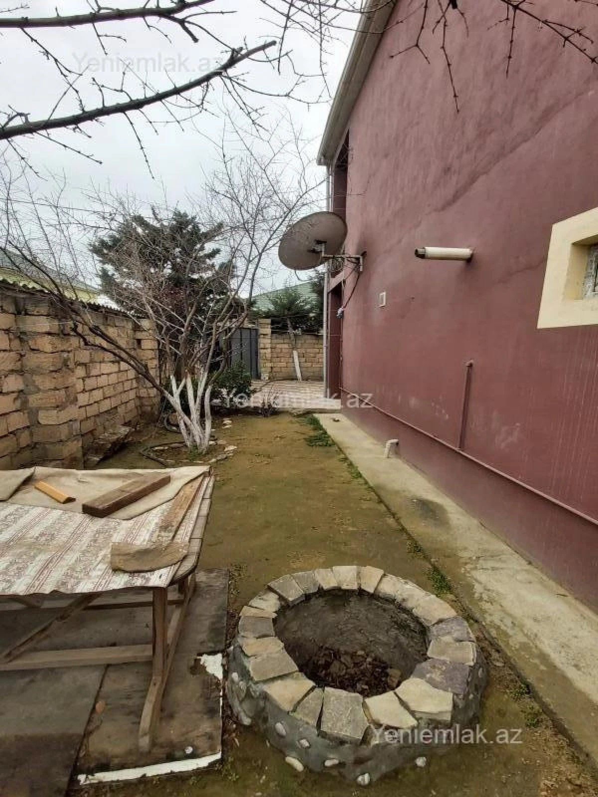 Satılır 4 otaqlı həyət evi 220 m²