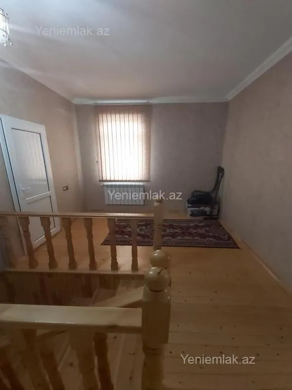 Satılır 4 otaqlı həyət evi 220 m²