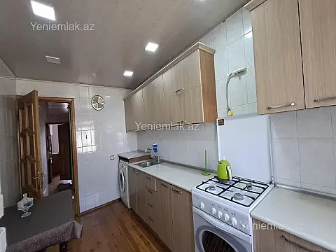 Satılır 3 otaqlı köhnə tikili 85 m² — Bakı, Nizami 3 otaq 85.00 m²
