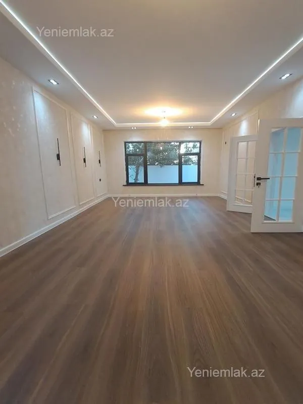 Satılır 5 otaqlı həyət evi 180 m²