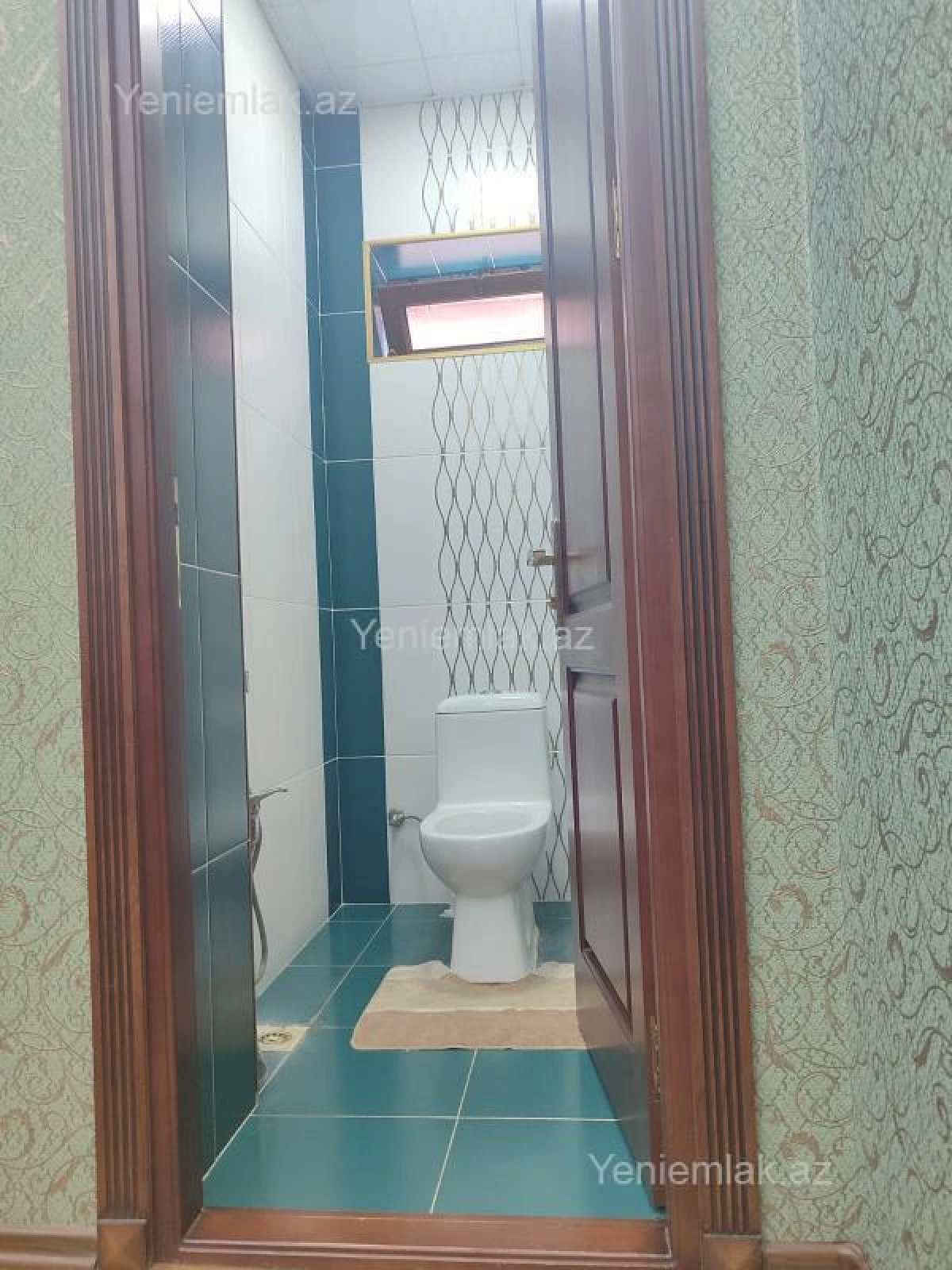 Satılır 5 otaqlı həyət evi 200 m²