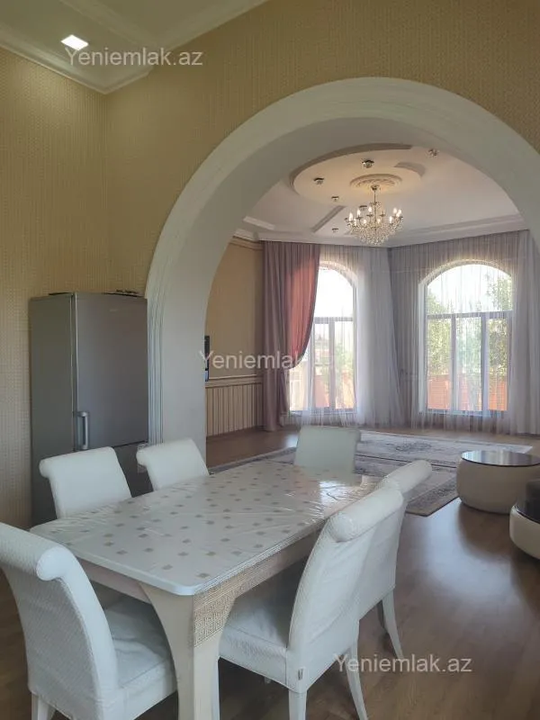 Satılır 5 otaqlı həyət evi 200 m²