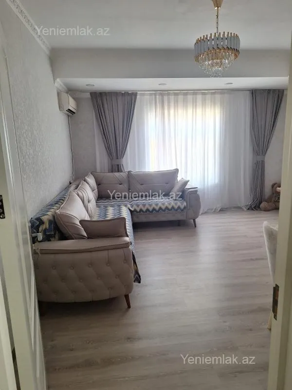 Satılır 2 otaqlı yeni tikili 70 m²