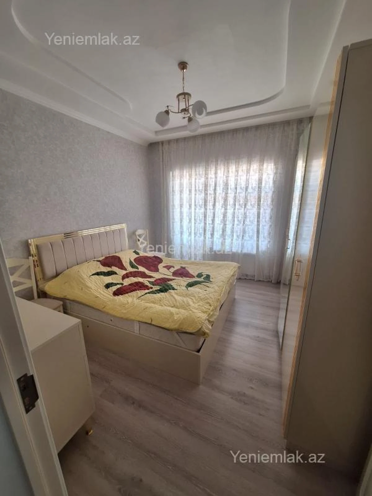 Satılır 2 otaqlı yeni tikili 70 m²