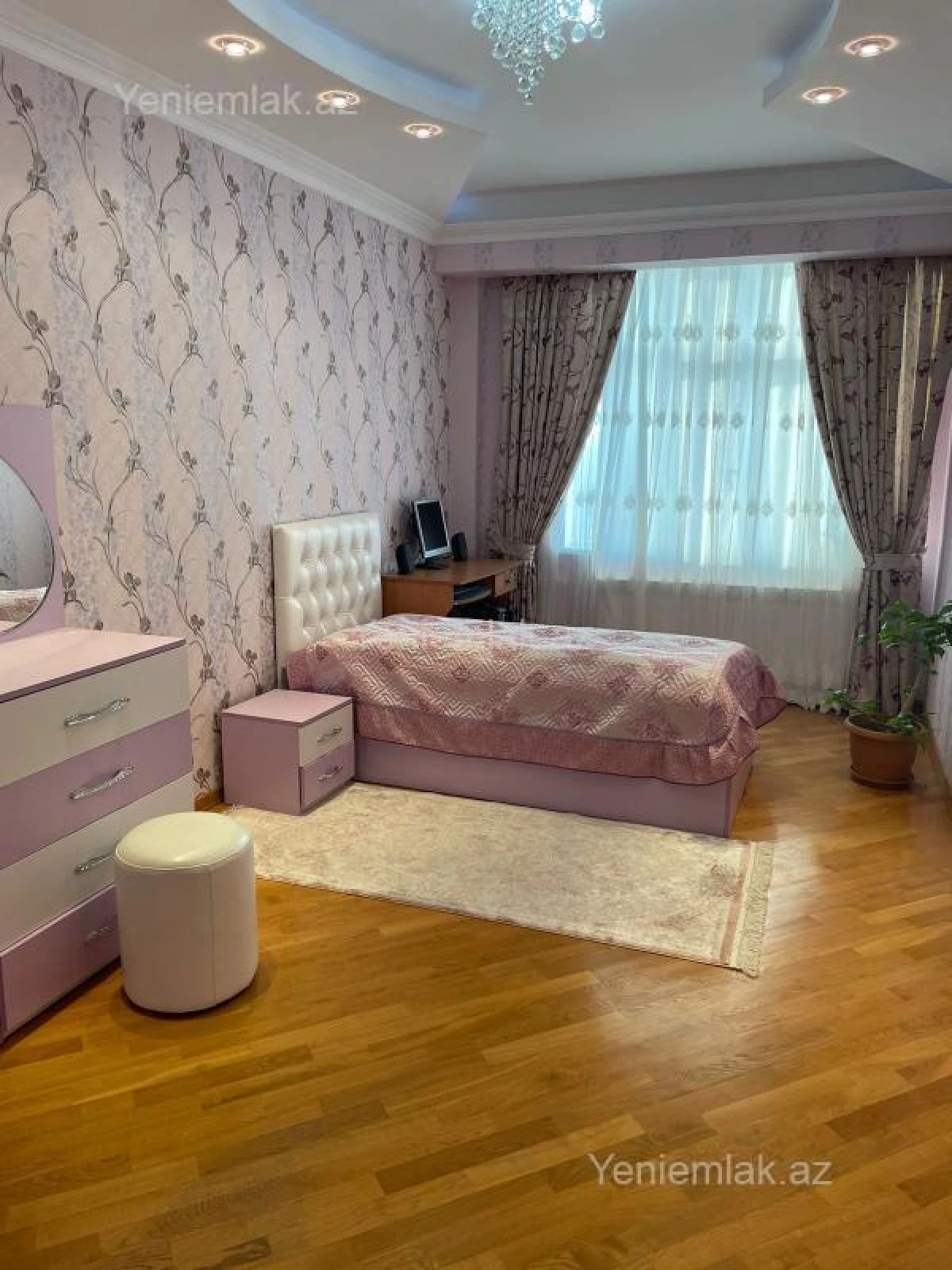 Satılır 6 otaqlı yeni tikili 300 m²