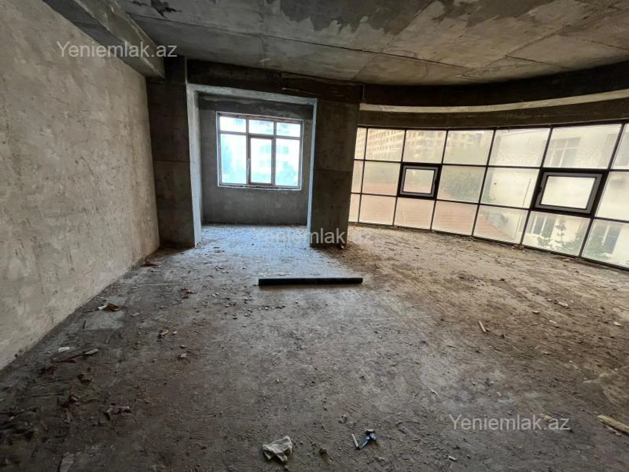 Satılır 2 otaqlı yeni tikili 101 m²