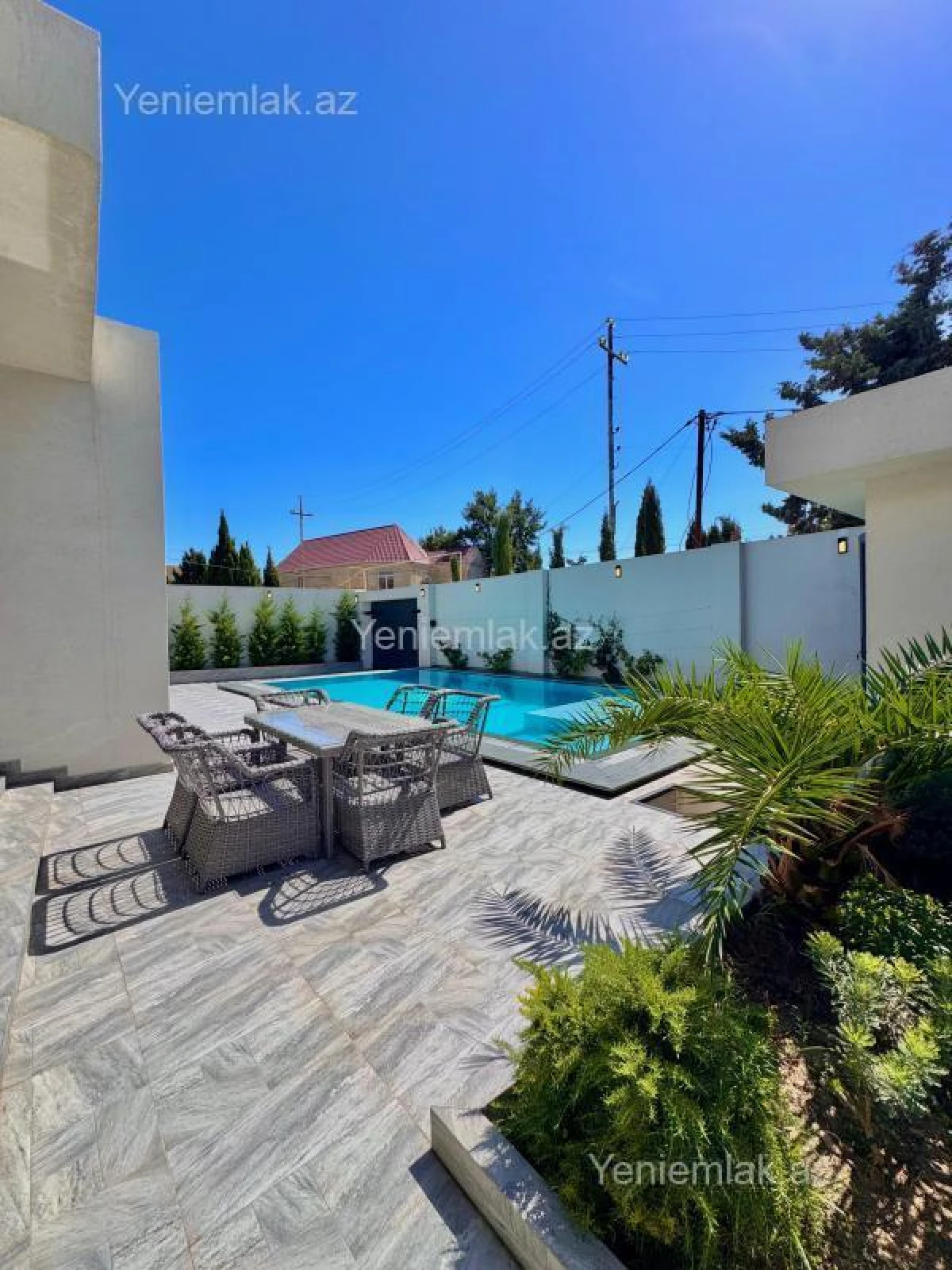 Satılır 4 otaqlı həyət evi 220 m²