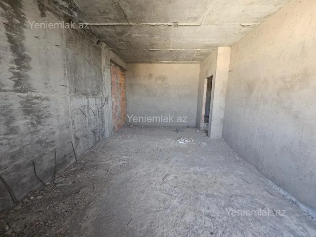 Satılır 3 otaqlı yeni tikili 128 m²