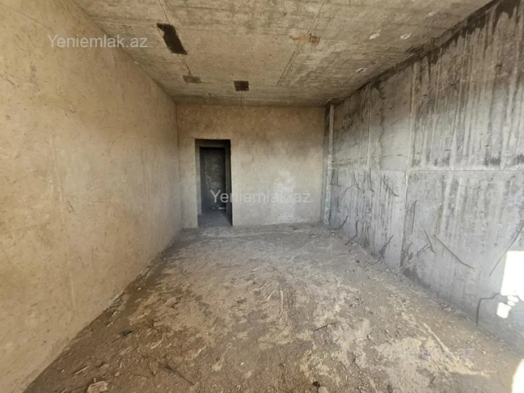 Satılır 3 otaqlı yeni tikili 128 m²