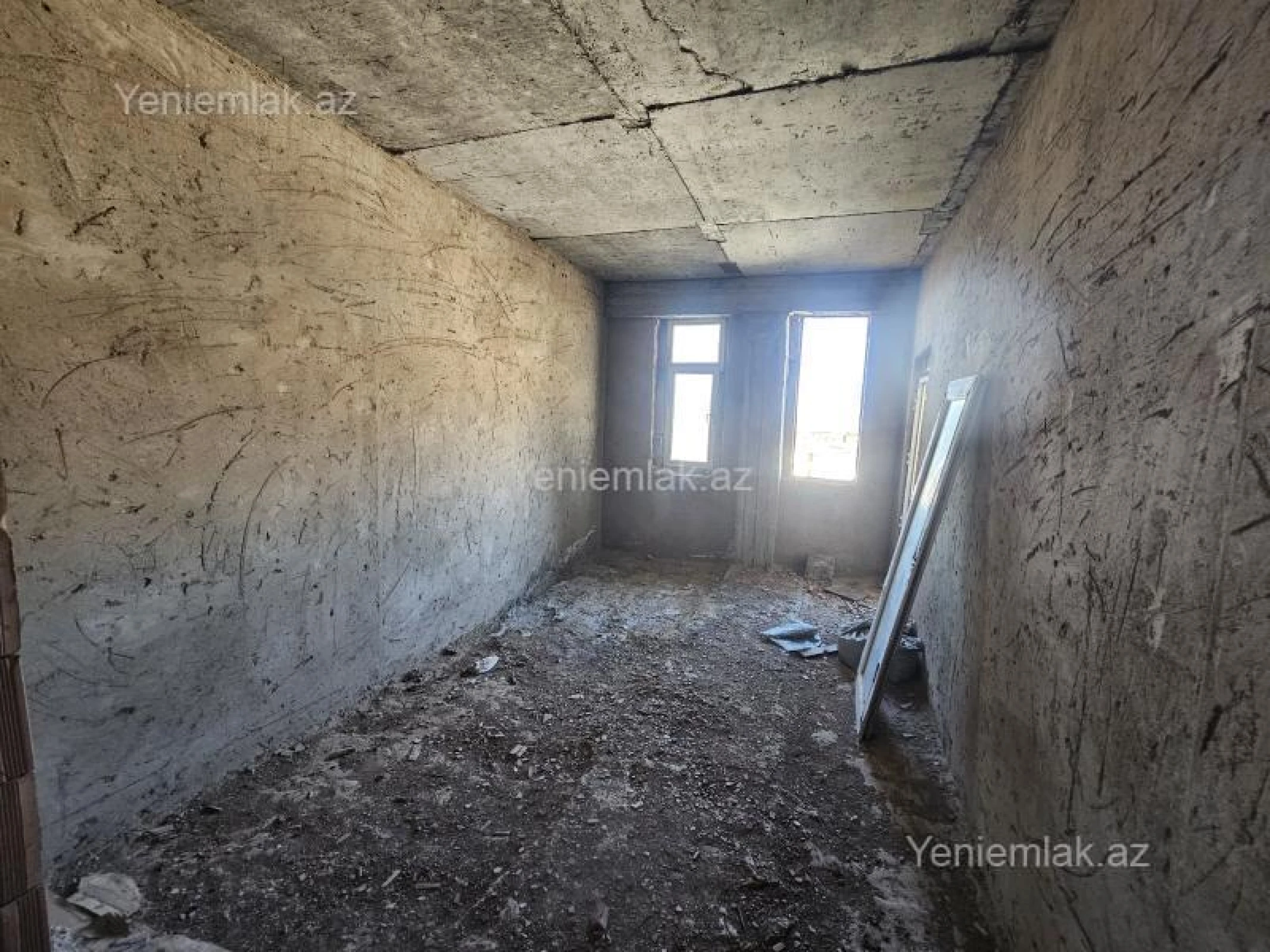 Satılır 3 otaqlı yeni tikili 128 m²