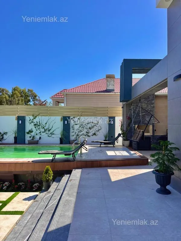 Satılır 5 otaqlı həyət evi 230 m²