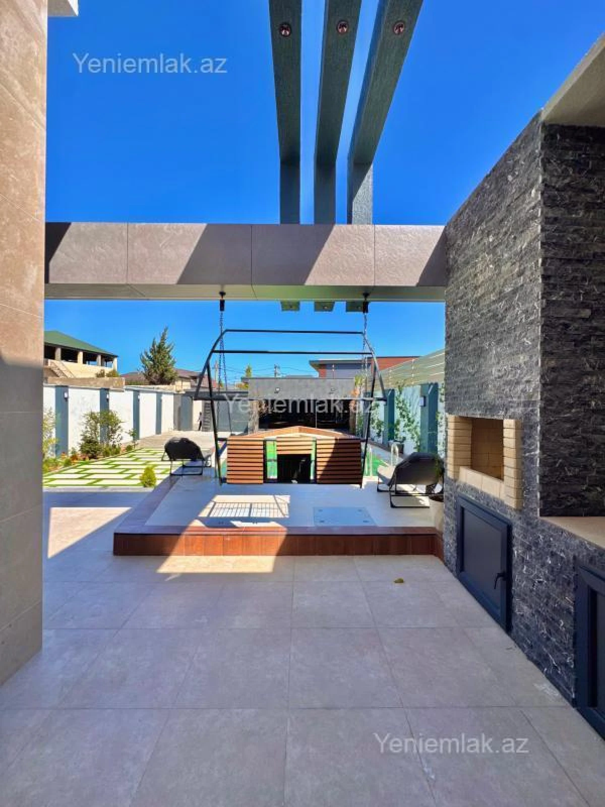 Satılır 5 otaqlı həyət evi 230 m²