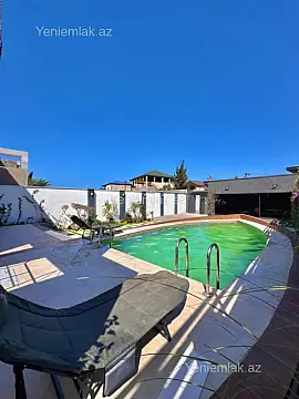 Satılır 5 otaqlı həyət evi 230 m²