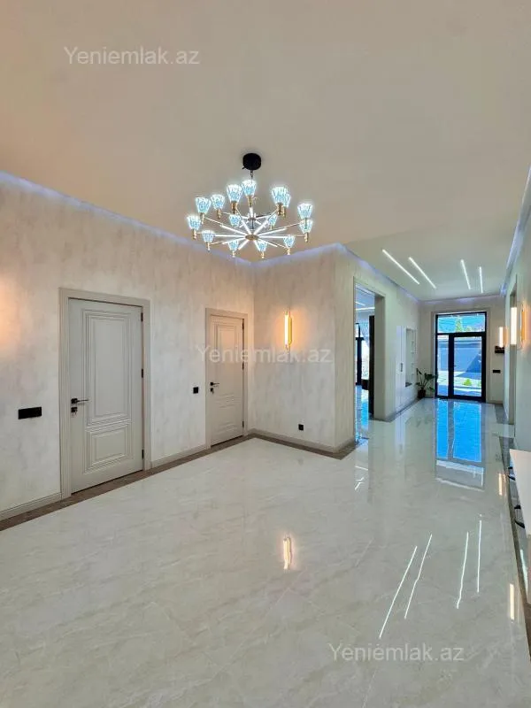 Satılır 5 otaqlı həyət evi 230 m²