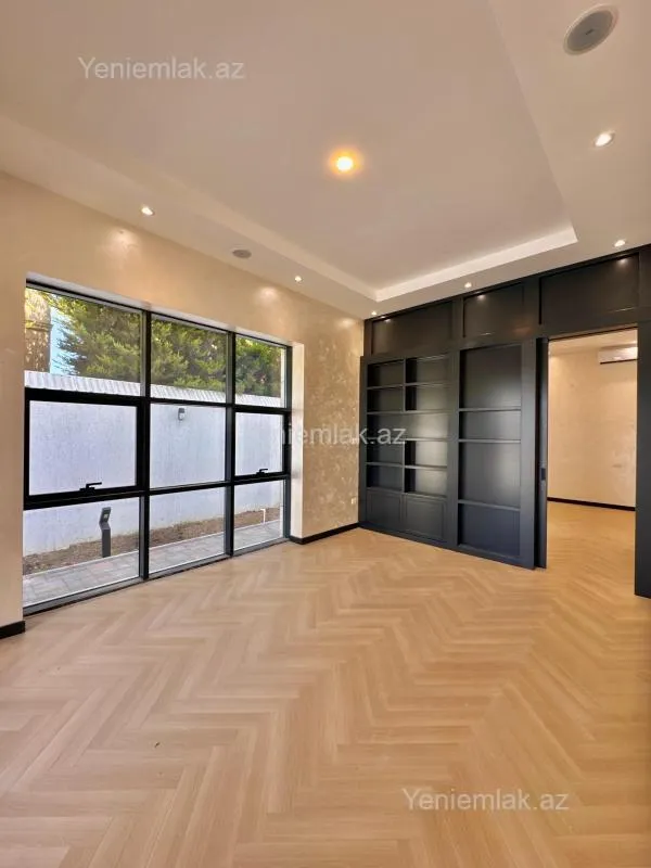 Satılır 7 otaqlı həyət evi 400 m²