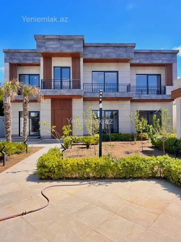 Satılır 7 otaqlı həyət evi 400 m²