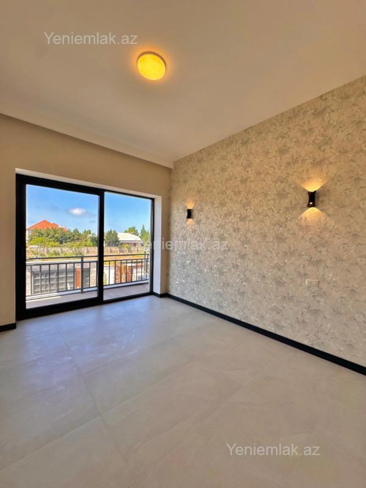 Satılır 7 otaqlı həyət evi 400 m²