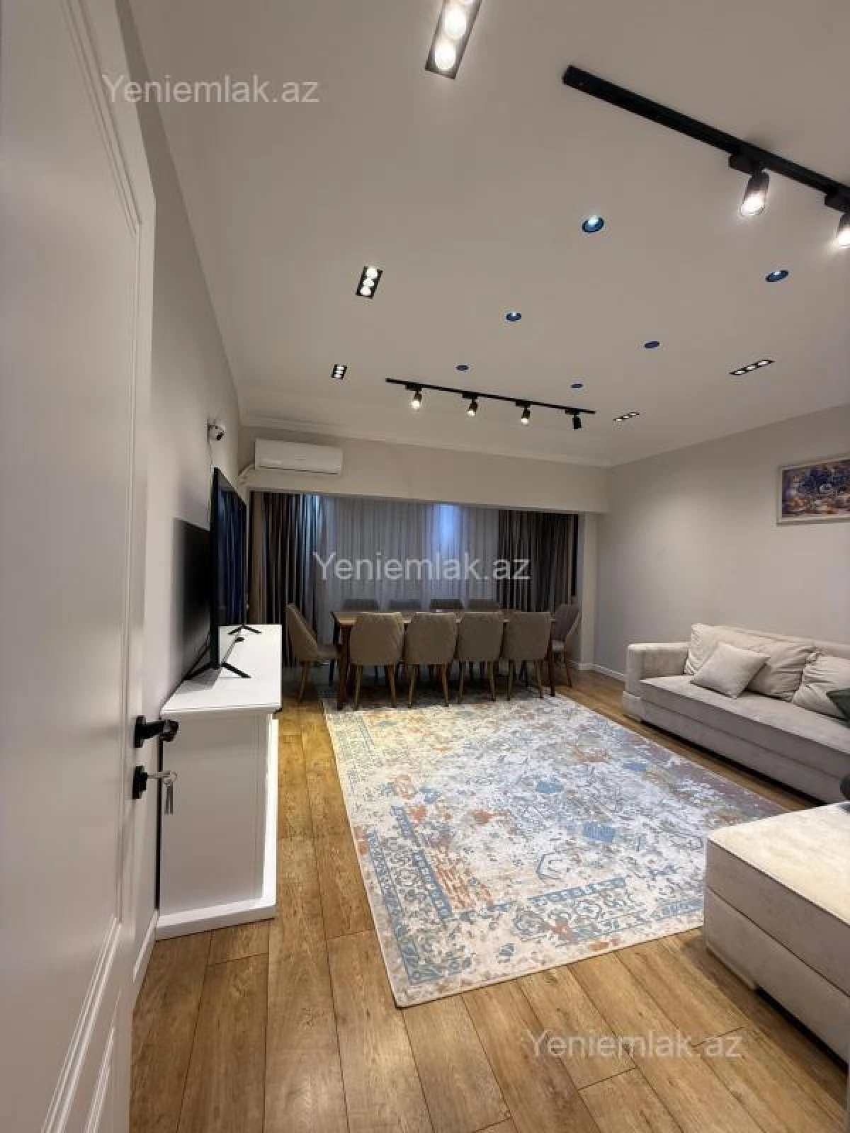 Satılır 4 otaqlı yeni tikili 130 m²