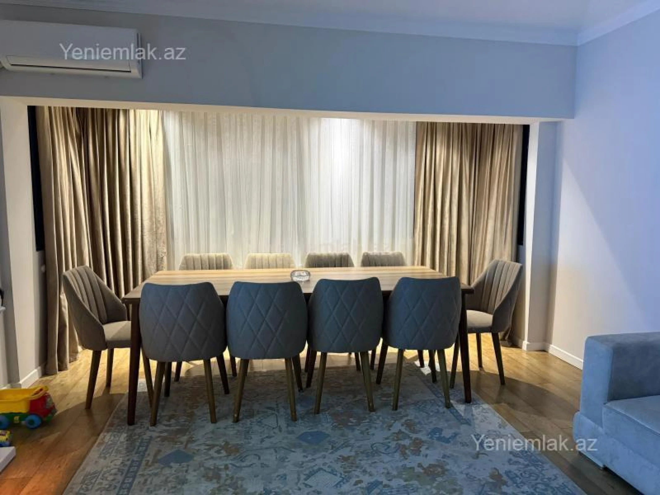 Satılır 4 otaqlı yeni tikili 130 m²