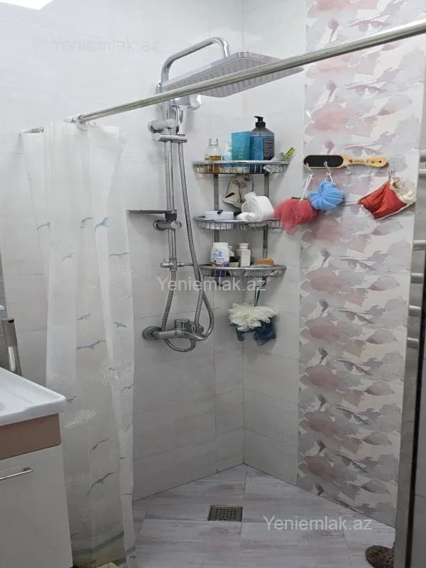 Satılır 3 otaqlı köhnə tikili 67 m²