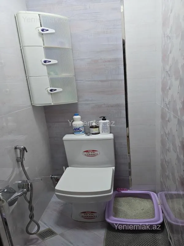 Satılır 3 otaqlı köhnə tikili 67 m²