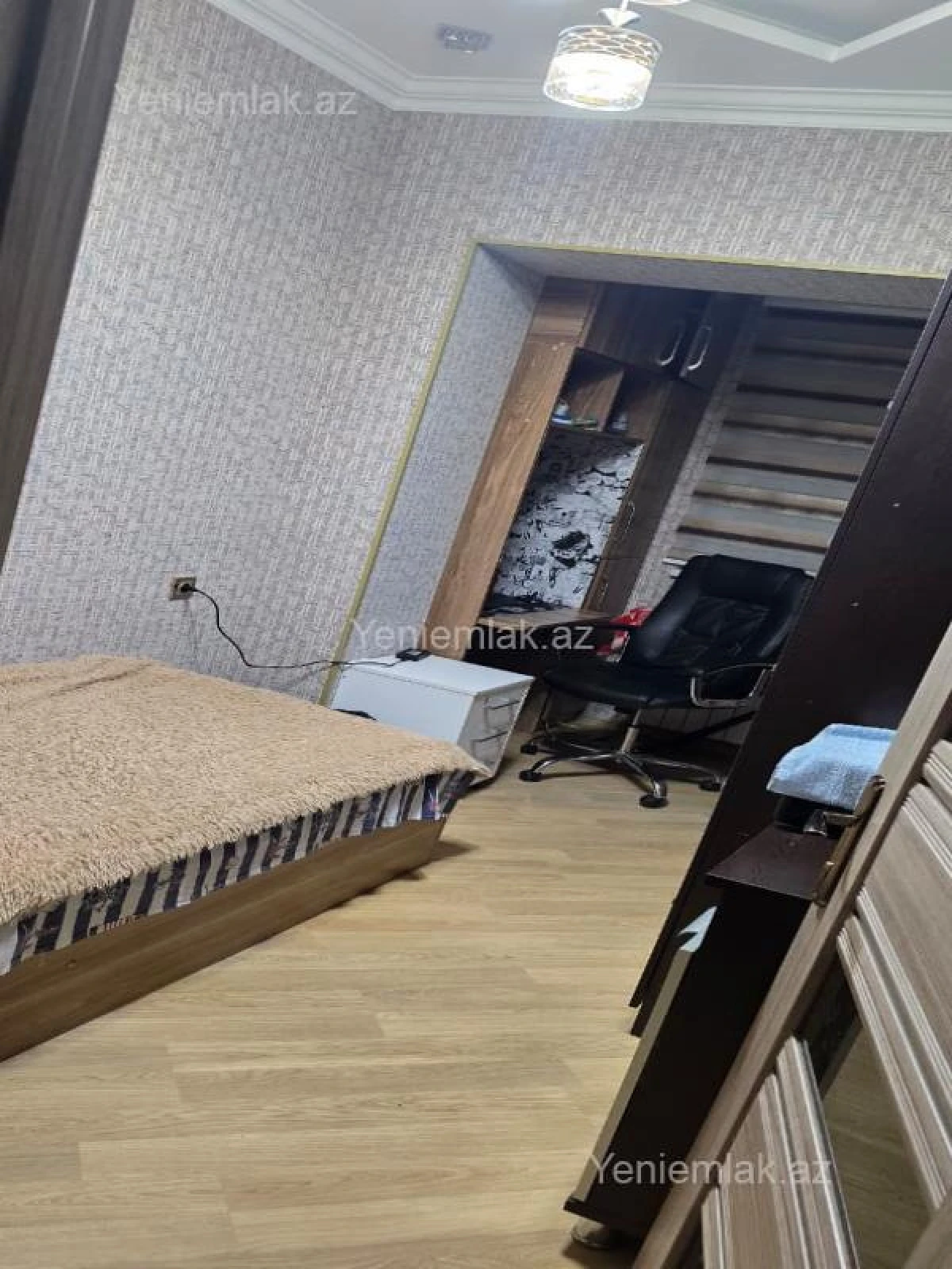 Satılır 3 otaqlı köhnə tikili 67 m²