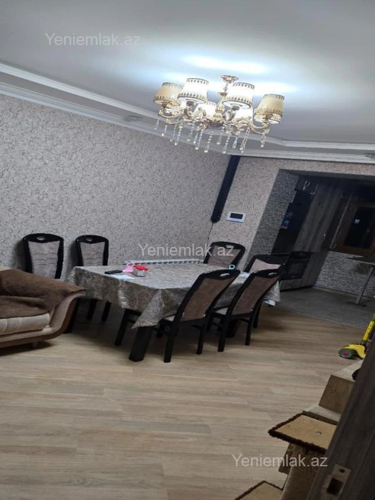 Satılır 3 otaqlı köhnə tikili 67 m²