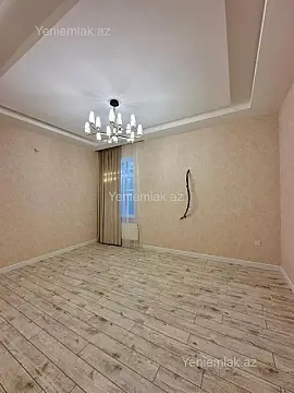 Satılır 5 otaqlı həyət evi 300 m²