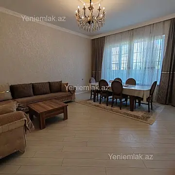 Satılır 5 otaqlı həyət evi 200 m²