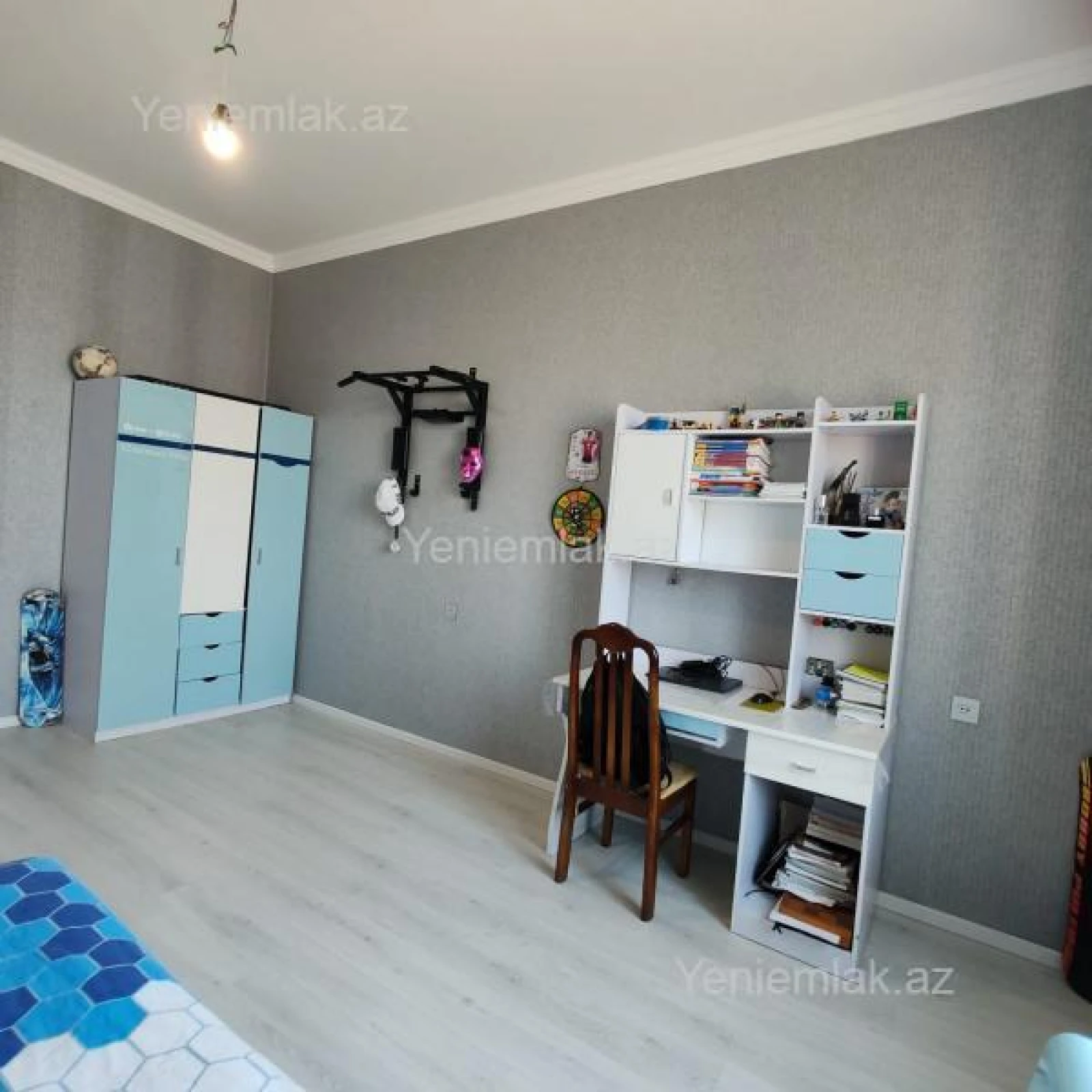 Satılır 5 otaqlı həyət evi 200 m²