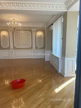 Satılır 2 otaqlı yeni tikili 162 m²