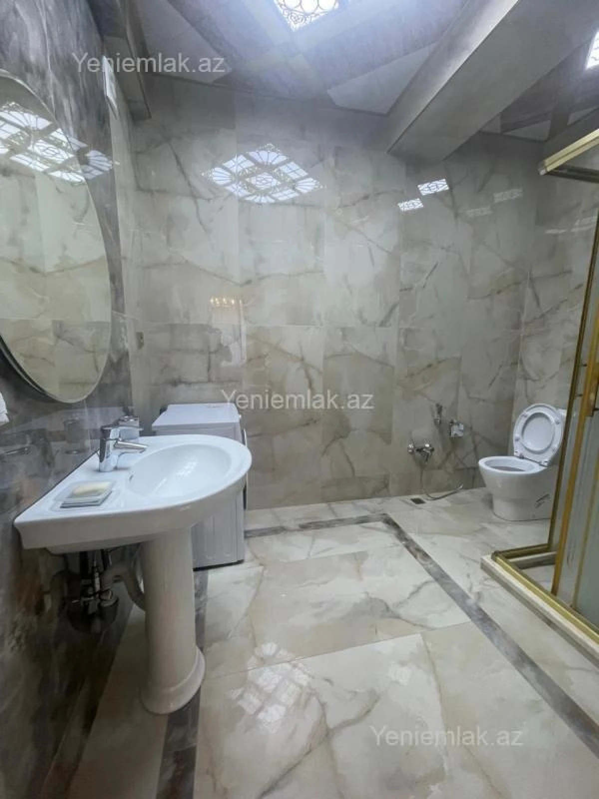 Satılır 2 otaqlı yeni tikili 162 m²