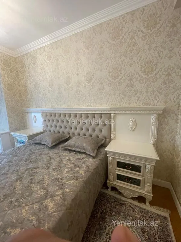 Satılır 2 otaqlı yeni tikili 162 m²