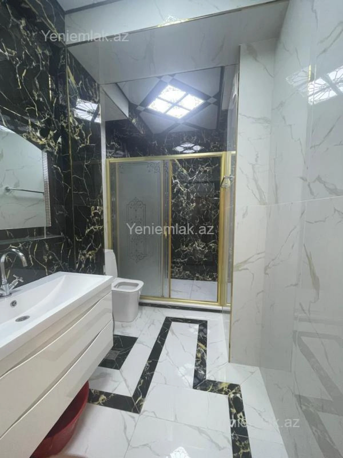 Satılır 2 otaqlı yeni tikili 162 m²