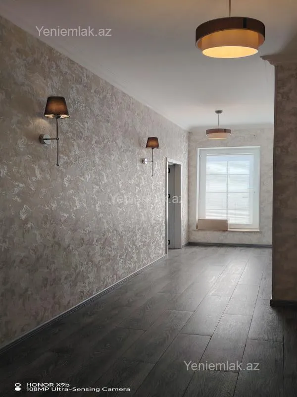 Satılır 5 otaqlı həyət evi 200 m²