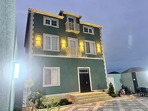Satılır 5 otaqlı həyət evi 200 m² — Sumqayıt 5 otaq 200.00 m²