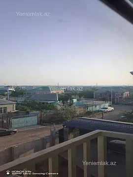 Satılır 5 otaqlı həyət evi 200 m²